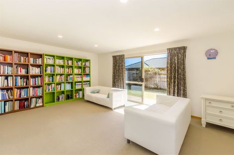 Photo of property in 23 College Drive, Paraparaumu, 5032