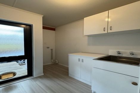 Photo of property in 26 Moeraki Road, Maoribank, Upper Hutt, 5018