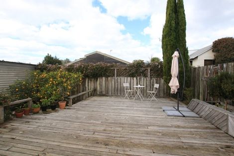 Photo of property in 1/235 Glenfield Road, Hillcrest, Auckland, 0627