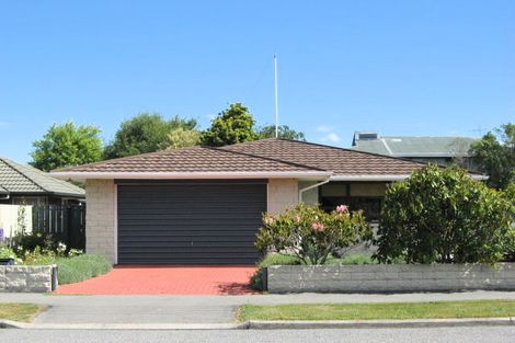 Photo of property in 11A Wittys Road Avonhead Christchurch City