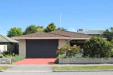 Photo of property in 11a Wittys Road, Avonhead, Christchurch, 8042