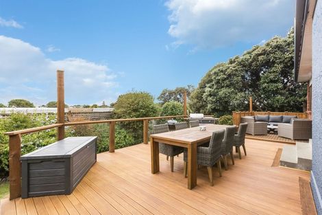 Photo of property in 109 Golf Road, Paraparaumu Beach, Paraparaumu, 5032