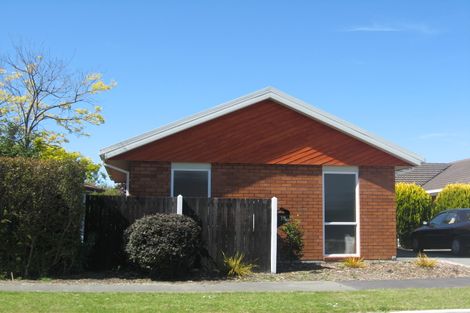 Photo of property in 79 Vivian Street, Burwood, Christchurch, 8083