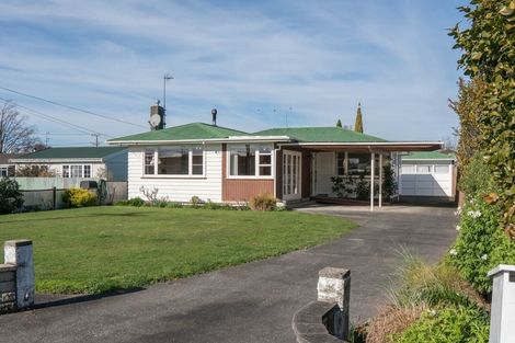 Photo of property in 1 Coddington Crescent, Masterton, 5810