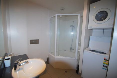 Photo of property in St Peters Apartments, 9e/192 Willis Street, Te Aro, Wellington, 6011