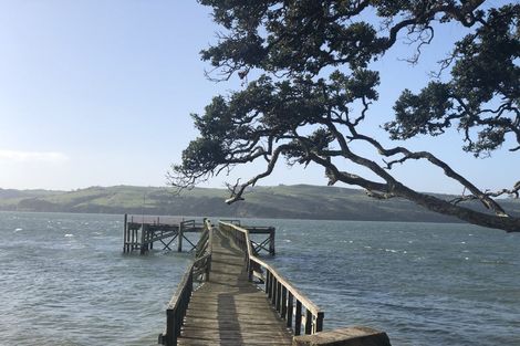 Photo of property in 12 Komiti Road, Tinopai, 0593