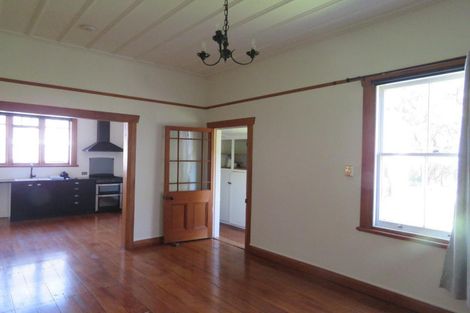 Photo of property in 60 Morley Street, New Plymouth, 4310