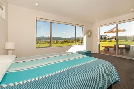 Photo of property in 104 Ti Kouka Crescent, Matarangi, Whitianga, 3592