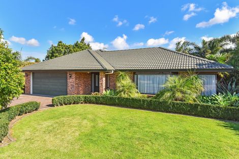 Photo of property in 23 Glenross Drive, Wattle Downs, Auckland, 2103
