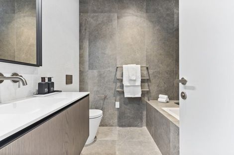 Photo of property in 73 West End Road, Westmere, Auckland, 1022
