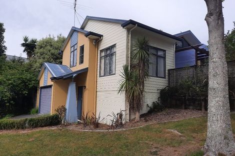 Photo of property in 10 Cinnabar Place, Westgate, Auckland, 0614