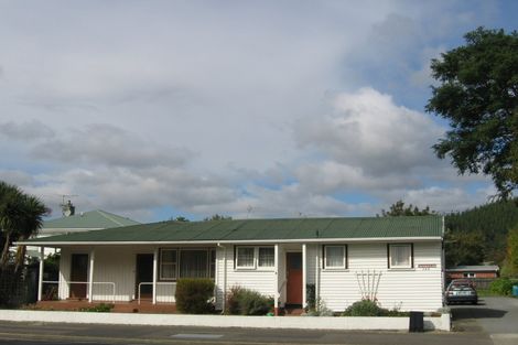 Photo of property in Tararua Flats, 344 Fergusson Drive, Heretaunga, Upper Hutt, 5018