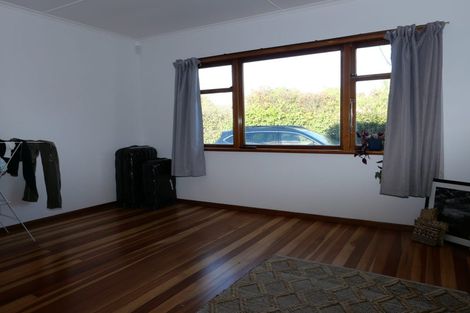 Photo of property in 9 Iti Street, Otaki, 5512