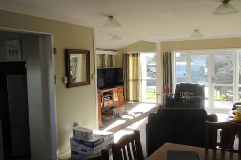 Photo of property in 32 Scotia Glen Street, Putaruru, 3411