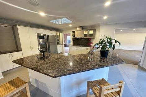 Photo of property in 14 Annalong Road, Dannemora, Auckland, 2016