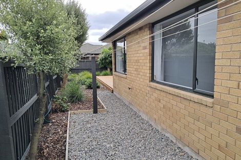 Photo of property in 4a Crofts Lane, Parklands, Christchurch, 8083