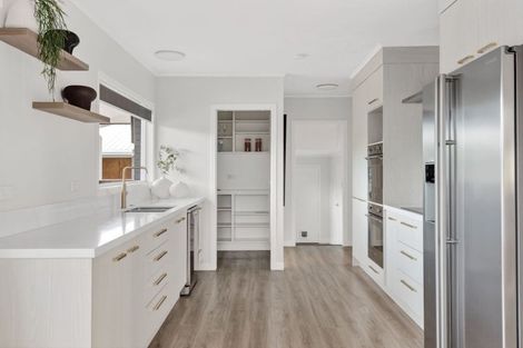 Photo of property in 47 Weld Street, Cambridge, 3434