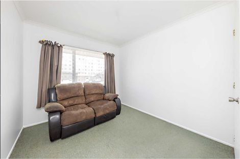 Photo of property in 1/11 Solveig Place, Randwick Park, Auckland, 2105