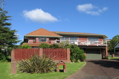 Photo of property in 11 Rochas Place, Clover Park, Auckland, 2019