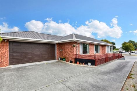 Photo of property in 1/198a Wainoni Road, Avondale, Christchurch, 8061