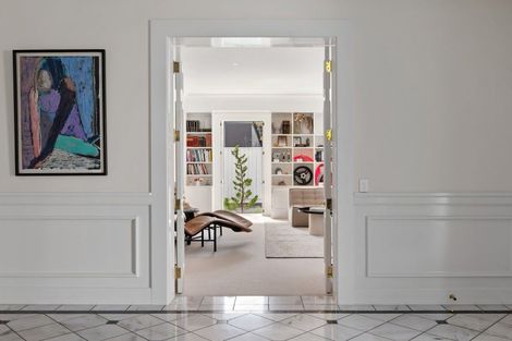 Photo of property in 93 Carlton Mill Road, Merivale, Christchurch, 8014