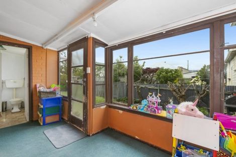 Photo of property in 38 Hargest Crescent, Saint Kilda, Dunedin, 9012