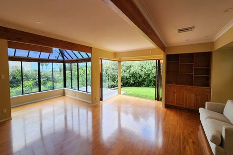 Photo of property in 5 Tiri Road, Takapuna, Auckland, 0620