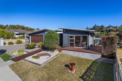 Photo of property in 27 The Fairway, Whakatane, 3120