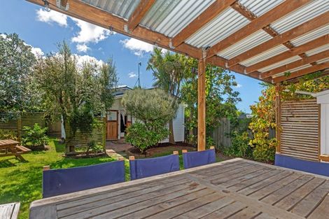 Photo of property in 21 Norman Road, Te Hapara, Gisborne, 4010