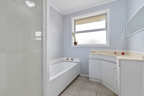 Photo of property in 174 Sandwich Road, St Andrews, Hamilton, 3200