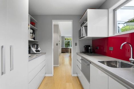 Photo of property in 35 Waiwetu Street, Fendalton, Christchurch, 8052