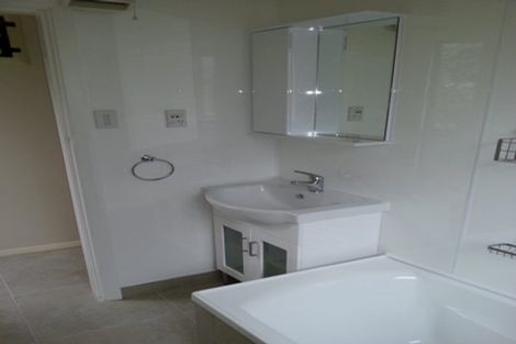 Photo of property in 1/137 Holly Road, St Albans, Christchurch, 8014