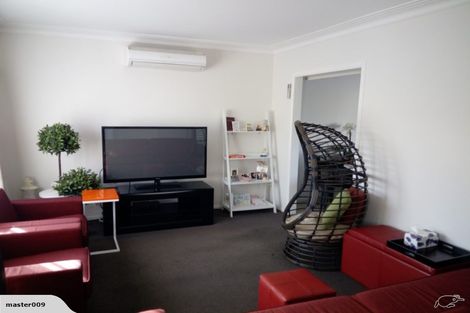 Photo of property in 2/13 Hayward Road, Papatoetoe, Auckland, 2025