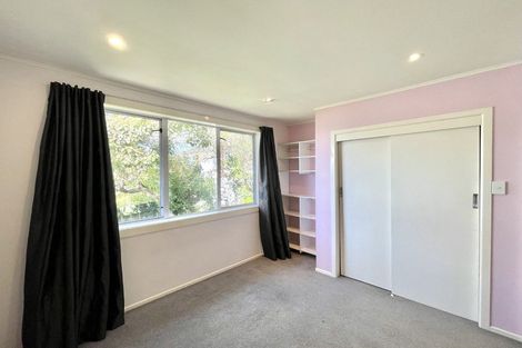 Photo of property in 1 Taha Road, Te Atatu South, Auckland, 0610
