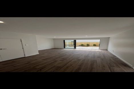 Photo of property in 11a Welby Place, Mangere, Auckland, 2022