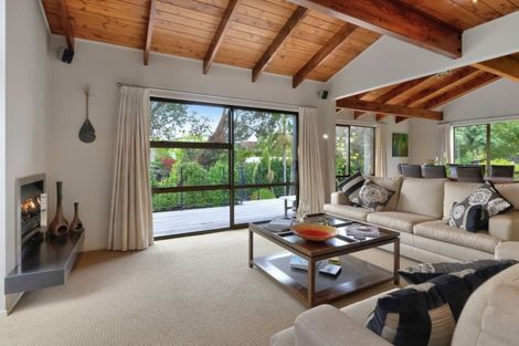 Photo of property in 40c Devon Road, Bucklands Beach, Auckland, 2012