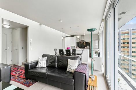 Photo of property in Montreaux Apartments, 10e/164 The Terrace, Wellington Central, Wellington, 6011