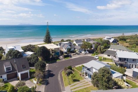 Photo of property in 6 Glen Isla Place, Waihi Beach, 3611