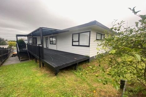 Photo of property in 38 Gosford Drive, Botany Downs, Auckland, 2010