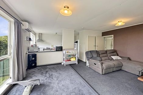 Photo of property in 10a Camellia Terrace, Maungaraki, Lower Hutt, 5010