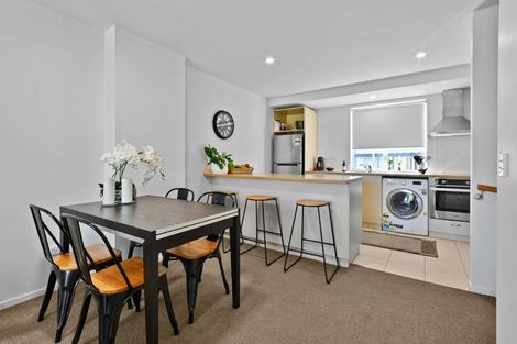 Photo of property in 5 Opito Way, East Tamaki, Auckland, 2013