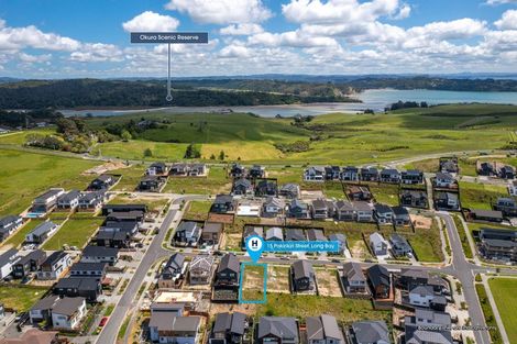 Photo of property in 15 Pakirikiri Street, Long Bay, Auckland, 0630