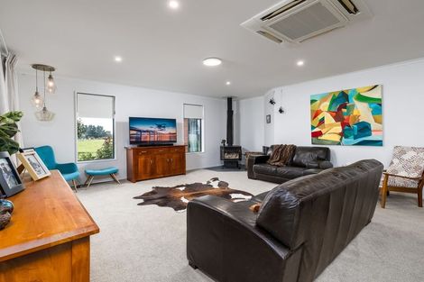 Photo of property in 55 Timaru Road, Waimate, 7924