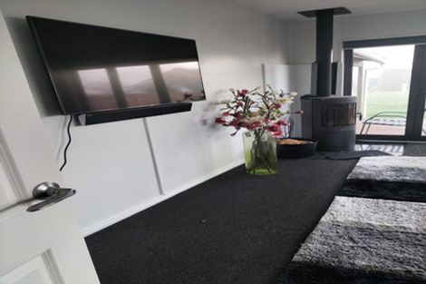 Photo of property in 200 Kainga Road, Kainga, Christchurch, 8083