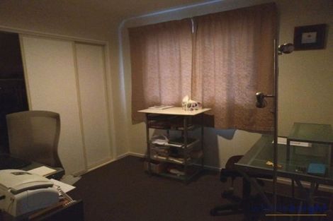 Photo of property in 300 Riccarton Road, Upper Riccarton, Christchurch, 8041