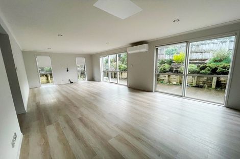 Photo of property in 26 Hornbill Drive, Fairview Heights, Auckland, 0632