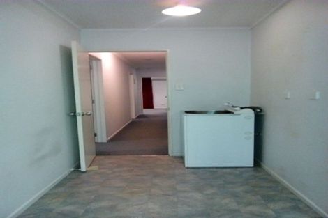 Photo of property in 28 Hoult Crescent, Monaco, Nelson, 7011