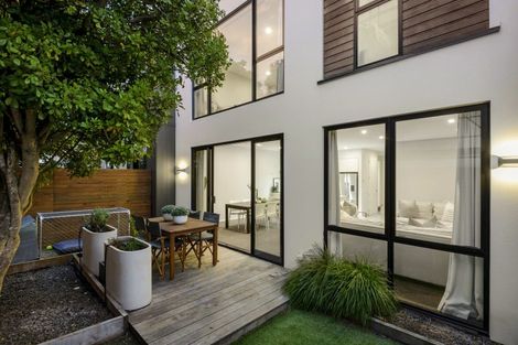 Photo of property in 32b Hewitts Road, Merivale, Christchurch, 8014