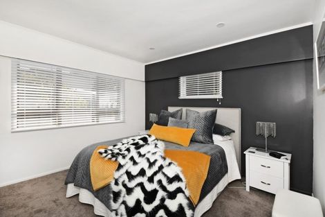 Photo of property in 10 Parkland Crescent, Terrace End, Palmerston North, 4410