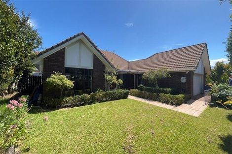 Photo of property in 6 Monet Grove, West Harbour, Auckland, 0618